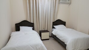 Iron/ironing board, free WiFi - Golden Seasons Furnished Apartments 2 (Salalah)