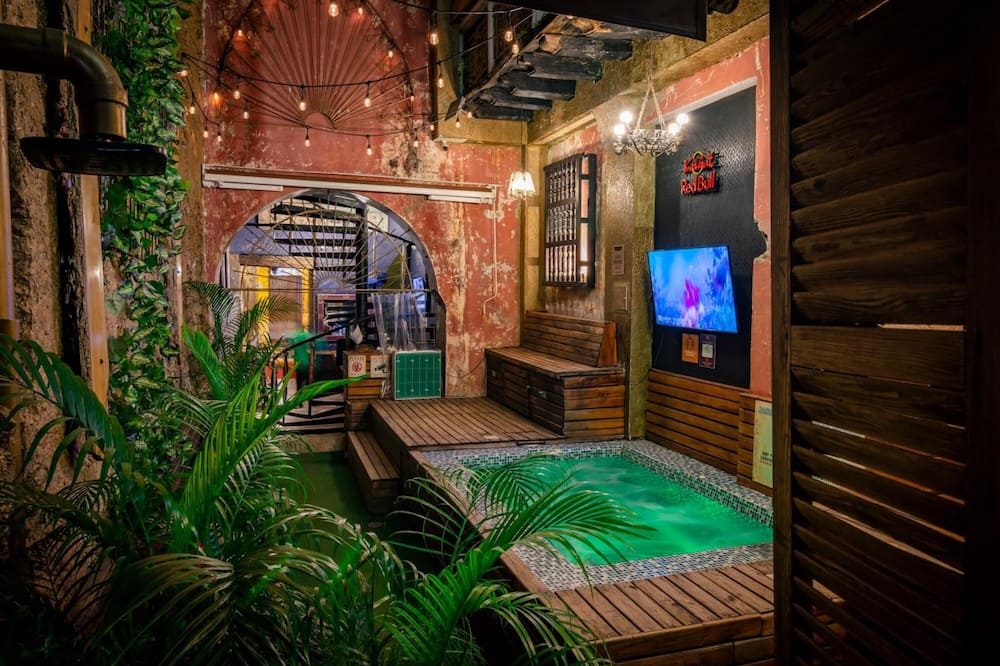 The Clock Hostel And Suites