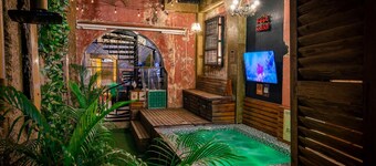 The Clock Hostel And Suites