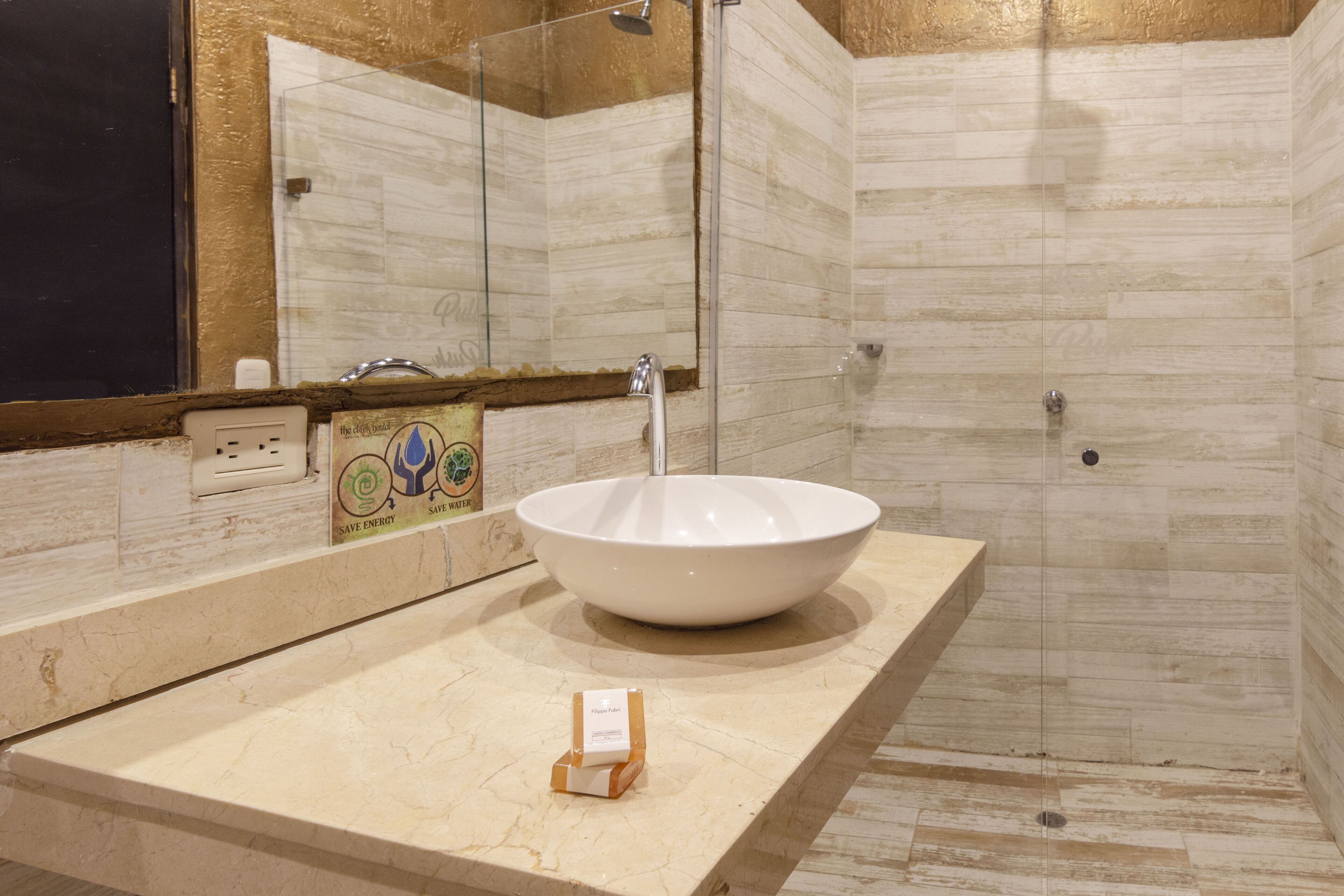 Foto - The Clock Hostel & Suites