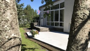 Front of property - Spói Guesthouse (Rangárþing eystra)