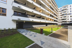 Front of property - P&O Apartments Cybernetyki (Warsaw)