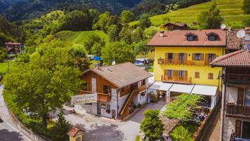 Voorkant van accommodatie