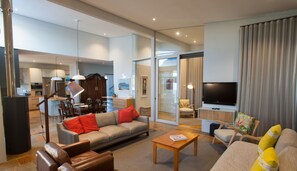 Spring Tide | Living area - Bokkombaai (Cape Town)