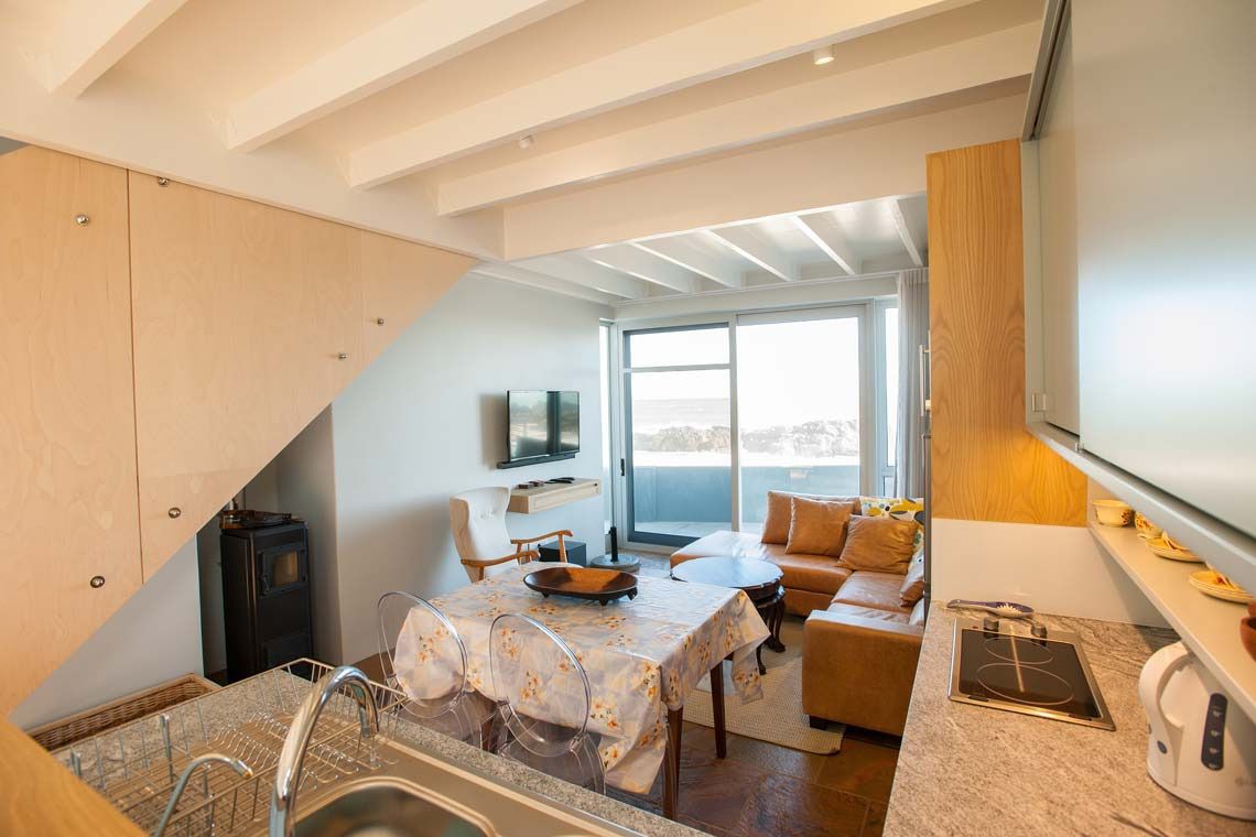 Low Tide | Stue | 40-tommers fladskærms-tv med premiumkanaler, smart-tv, pejs