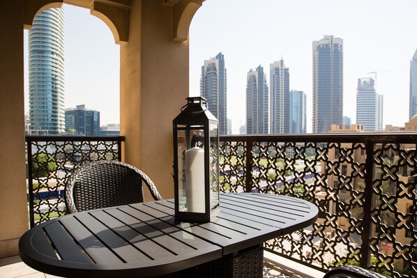 디럭스 아파트, 침실 2개 (REH#406) | 테라스/파티오