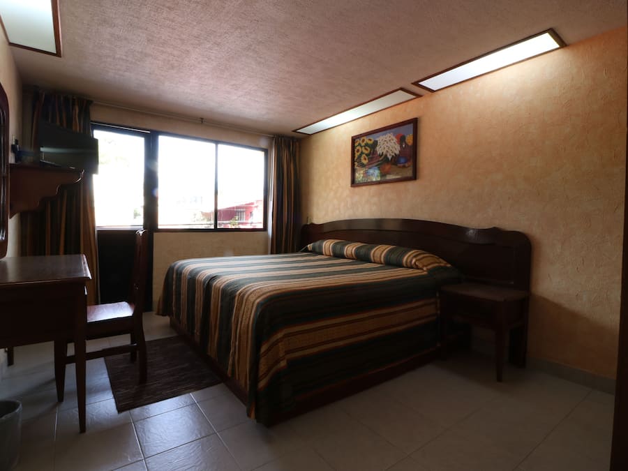 Kamer, 1 kingsize bed | Een bureau, gratis wifi, beddengoed