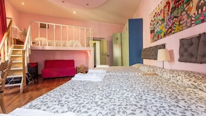 3 bedrooms, free WiFi, bed sheets