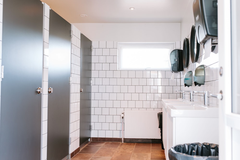 Sandvig Vandrerhjem "Nordly" by null