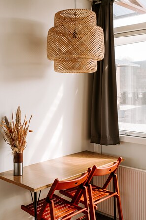 Allergivenligt sengetøj, individuelt design, skrivebord