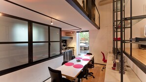 Ảnh chưa phân loại, 5 trong số 19 ảnh, nút