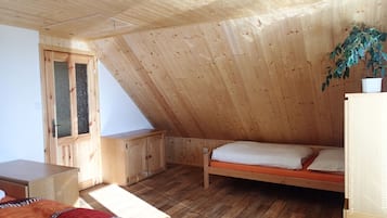 Chalet, 2 Bedrooms | 1 bedroom, desk, blackout curtains, free cots/infant beds