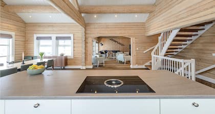 Schönes Haus in SjusjÞen mit Sauna