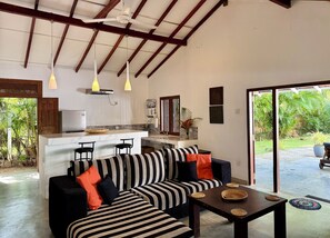 Téléviseur à écran plat, chaîne audio