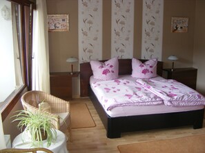 Deluxe tweepersoonskamer, en-suite badkamer | 1 slaapkamer