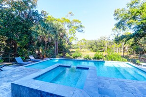 A heated pool - Folly Me - Pool/Hot Tub & Ocean Views! (Folly Beach)