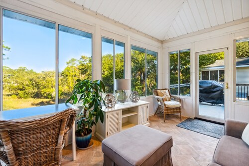 Folly Me - Pool/Hot Tub & Ocean Views!