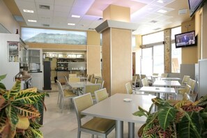 Restaurant - Hotel Montedobra (Torrelavega)
