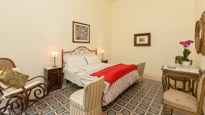 Apartment, 2 Bedrooms - Rental In Rome Portico Ottavia Garden (Rome)