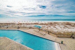 Piscine couverte