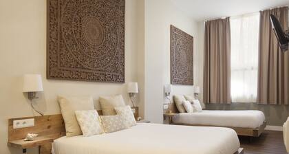 Hotel Radha