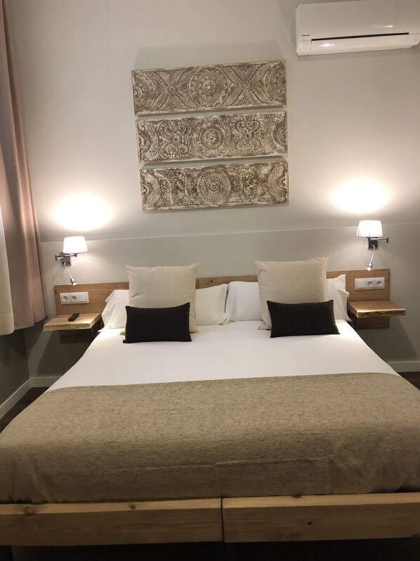 Chambre Quadruple, côté jardin | Literie de qualité supérieure, couette en duvet d'oie