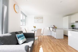 Three Bedroom, Penthouse Apartment | Living area | 32-inch Smart TV with digital channels, TV, Netflix