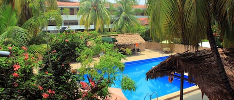 Outdoor pool, sun loungers