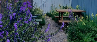 Prachtige Studio huis, omheinde tuin, Open Yr Rnd, hondvriendelijk