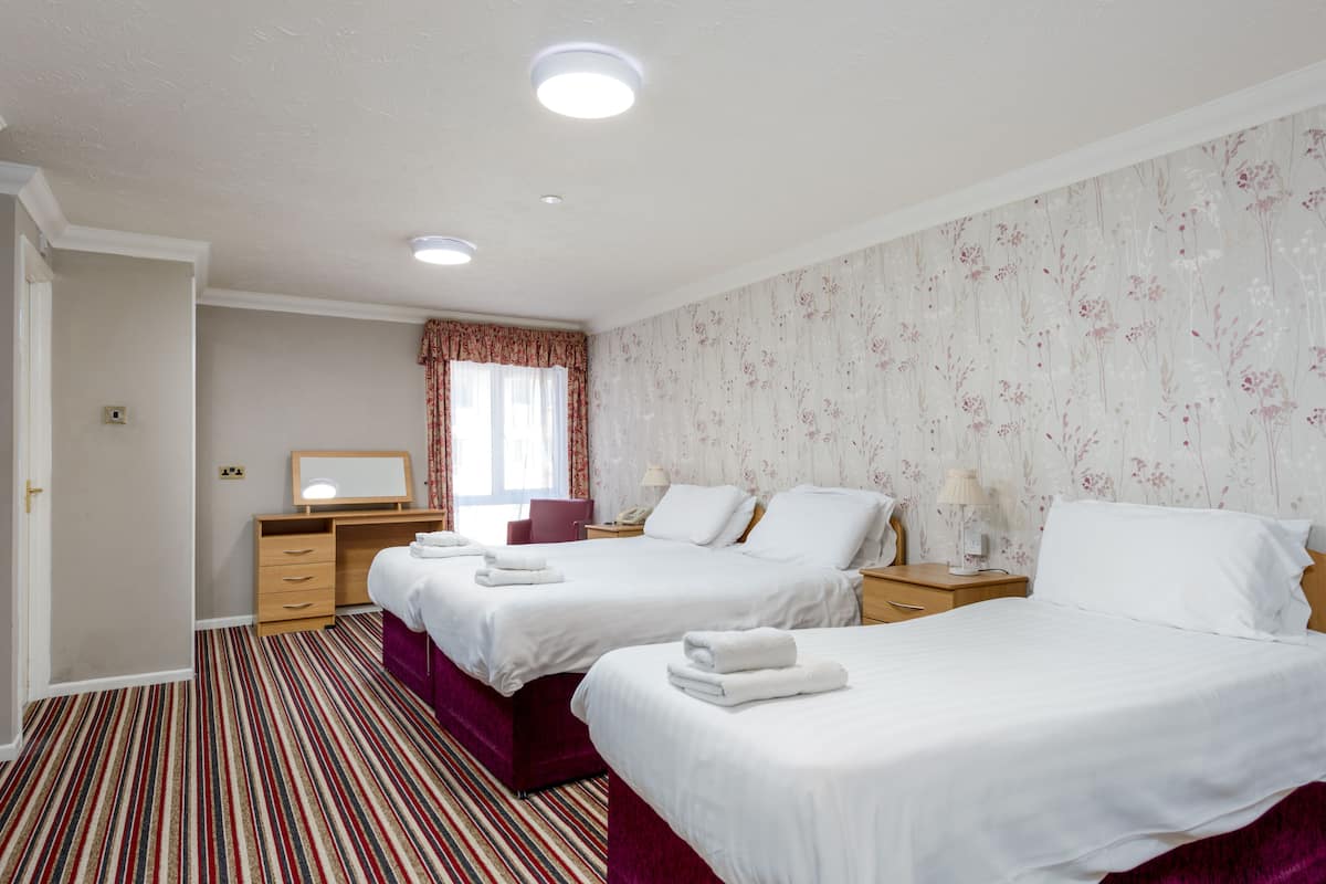 Classic Triple Room