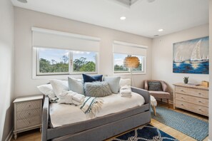 Een televisie en een dvd-speler