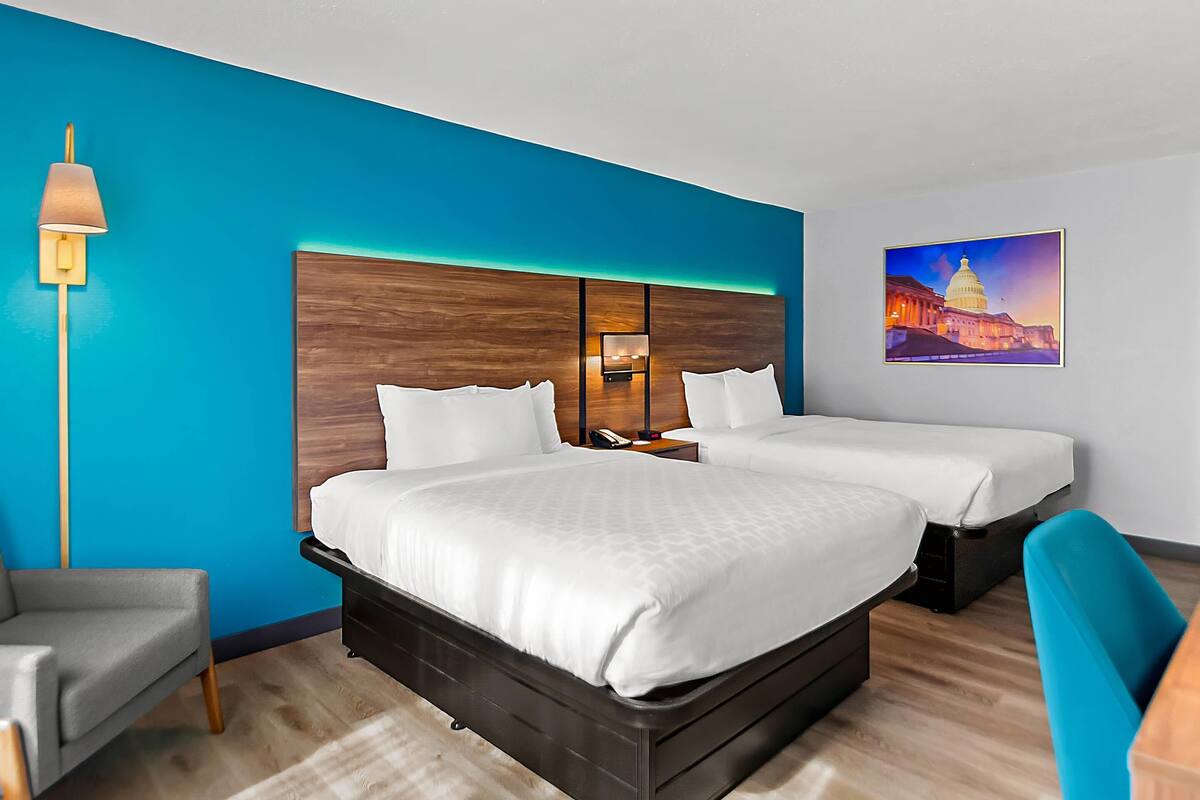 Standard 2 Doubles Non Smoking | Premium bedding, in-room safe, desk, blackout drapes