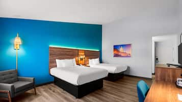 Standard 2 Doubles Non Smoking 1st Floor | ๊ณ ๊ธ ์นจ๊ตฌ, ๊ฐ์ค ๋ด ๊ธ๊ณ , ๊ฐ๊ฐ ๋ค๋ฅธ ์คํ์ผ์ ์ธํ
๋ฆฌ์ด, ๊ฐ๊ฐ ๋ค๋ฅด๊ฒ ๊ฐ๊ตฌ ๋น์น