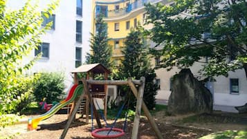 Außen-Kinderspielplatz