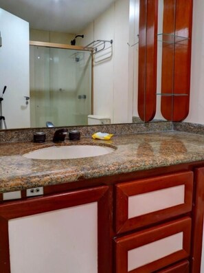 Bathroom sink - LinkHouse AWESOME IPANEMA FLAT Y1-0019 (Rio de Janeiro)