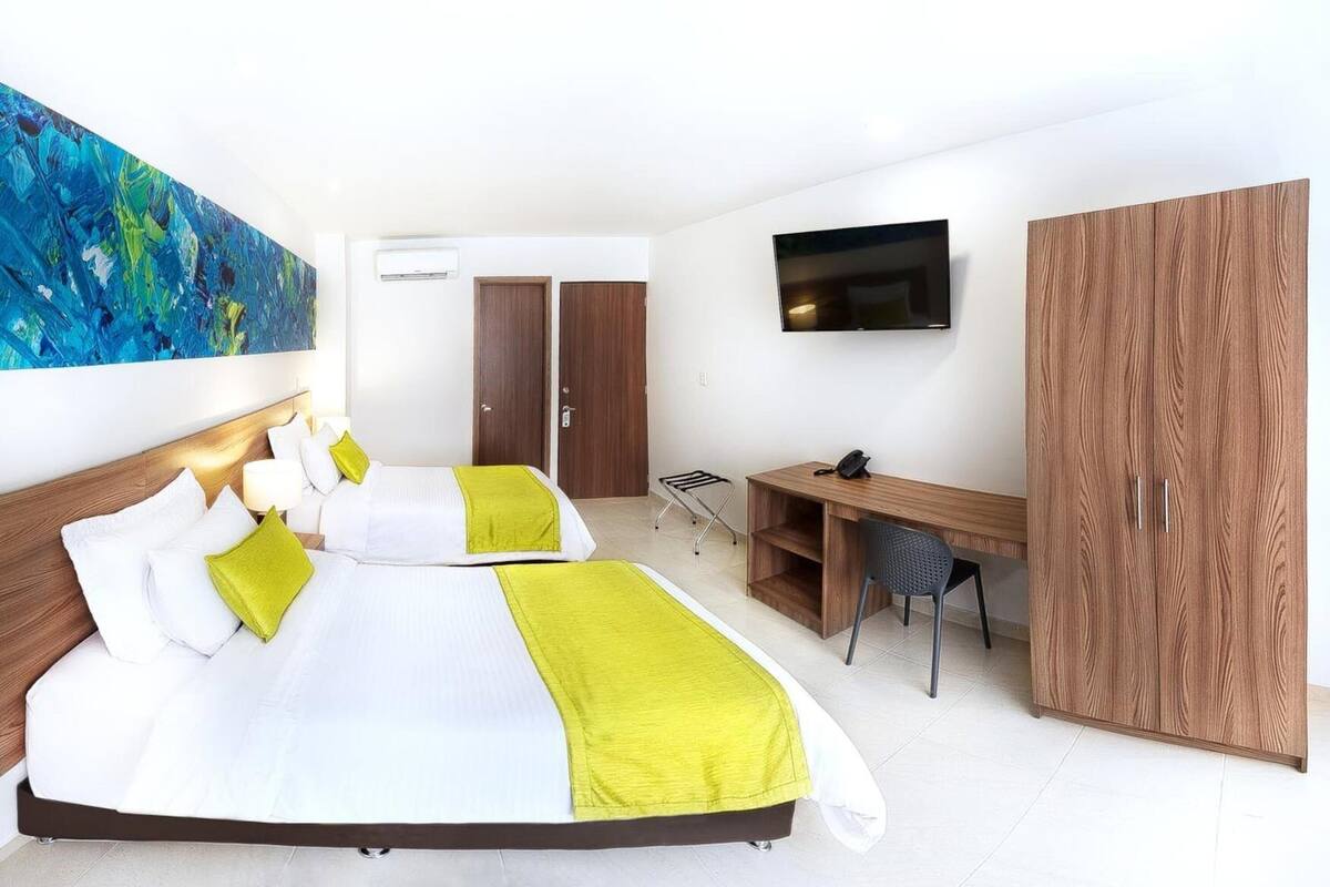 In-room safe, desk, WiFi (free), bed sheets