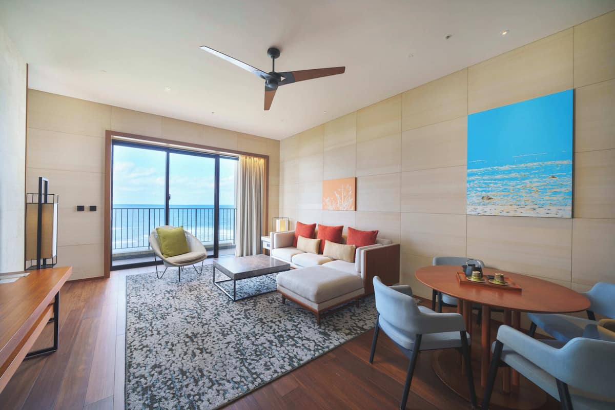Suite, 2 Twin Beds, Ocean View, Corner | Down comforters, in-room safe, blackout drapes, iron/ironing board