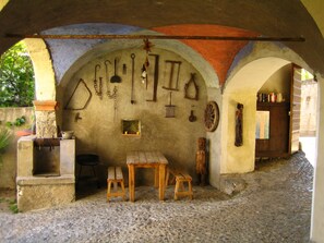 Ulkoruokailutilat