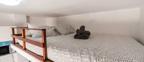 Strygejern/strygebræt, Wi-Fi, sengetøj