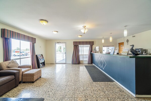 Reception - American Inn by OYO Colorado City I-20 (Colorado City)