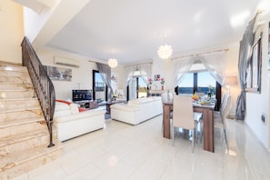 Interior - Blue water Villas (Paralimni)