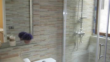 Cabaña estándar, 1 cama de matrimonio grande (Mirador) | Lavabo del cuarto de baño