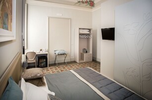 Superior Double or Twin Room, 1 Queen Bed | Premium bedding, minibar, in-room safe, desk