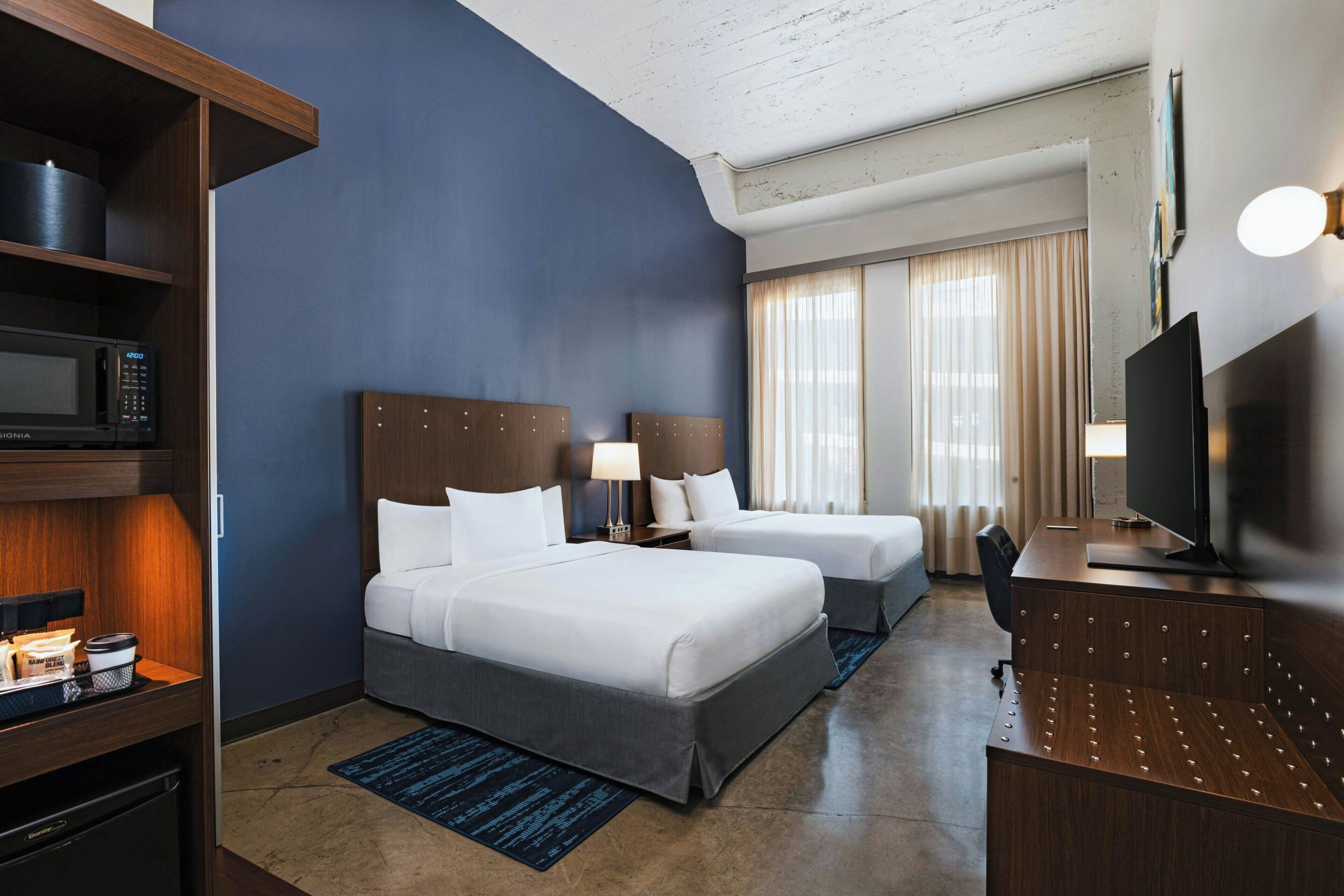 Photo - Fairfield Inn & Suites by Marriott Dallas Downtown