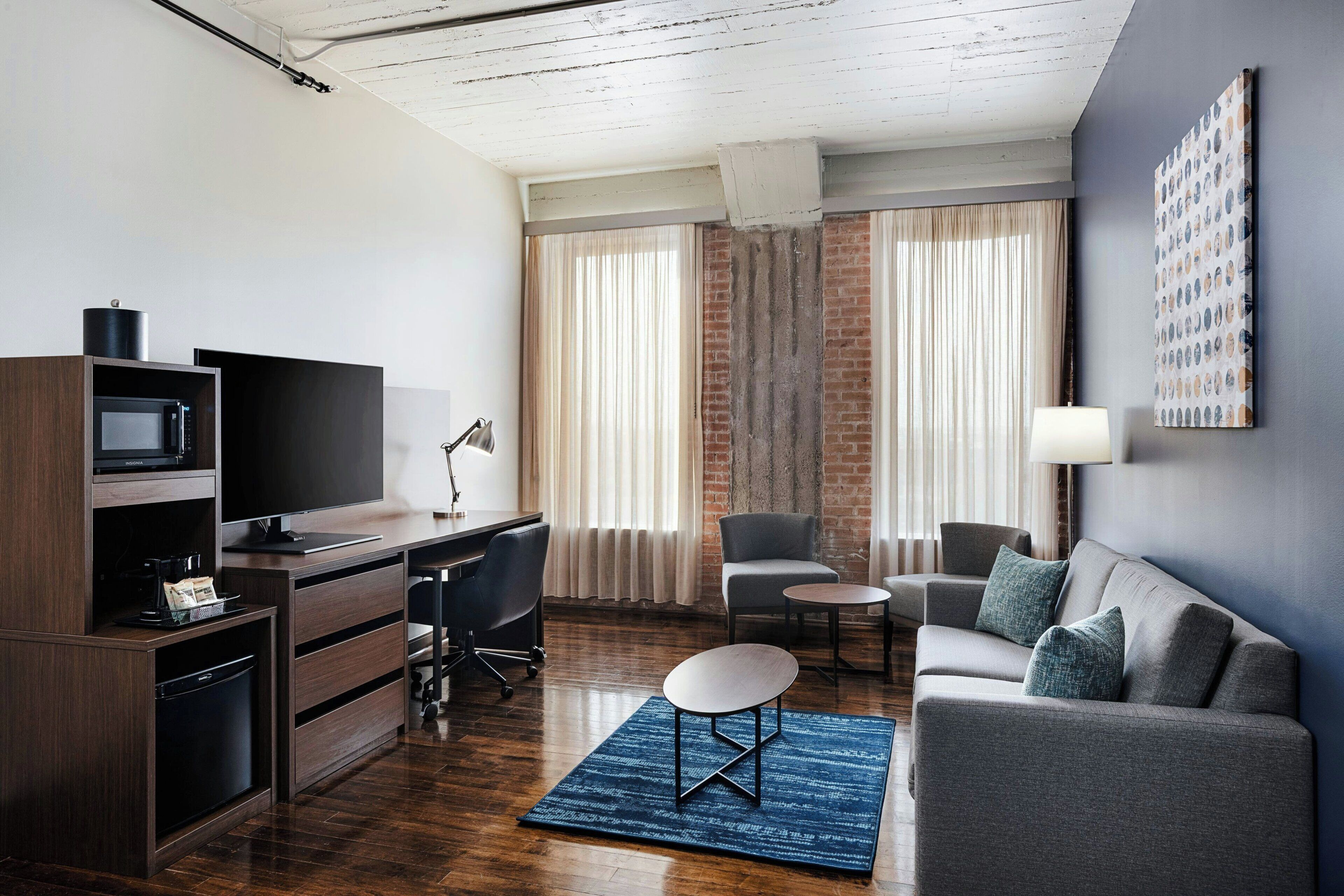 40-inch LED TV with cable channels, TV