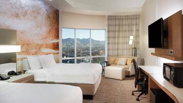 Escritorio, espacio para trabajar con laptop y insonorización