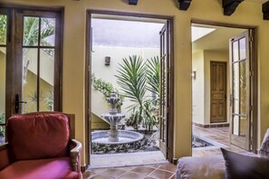 Familienvilla, 2 Schlafzimmer | Wohnbereich