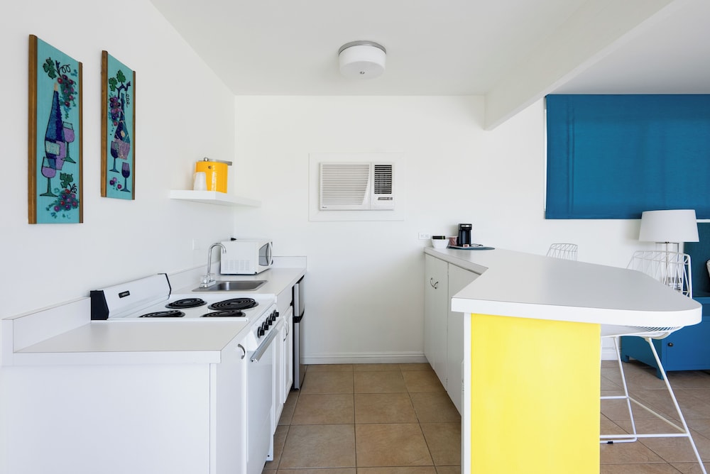 The Monkey Tree Hotel by AvantStay by null