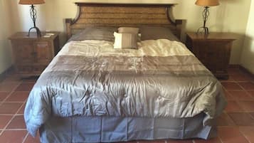 Family Townhome, 2 Bedrooms | 2 bedrooms, free WiFi