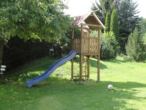 Unclassified image, 4 of 16, button - Ferienwohnung Familie Gallus 1 - Apartments Familie Gallus (Bad Berka)